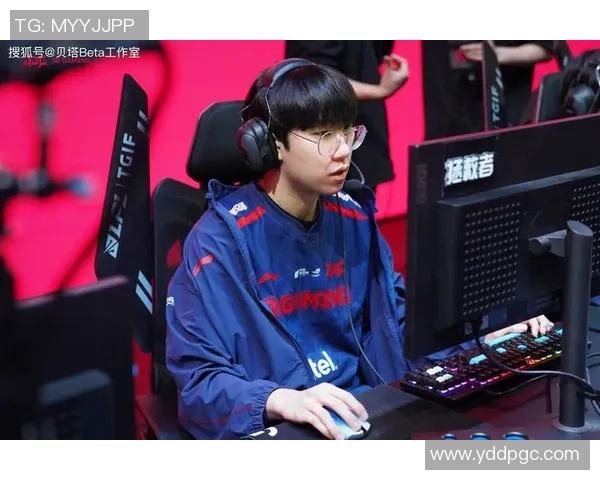 电竞比分热议平精英JDG团队配合引发争议与讨论 电竞比分热议平精英JDG团队配合引发争议与讨论