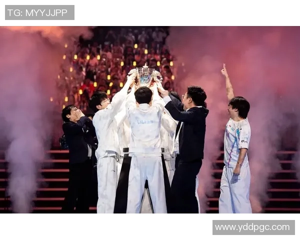 S15英雄联盟最新比分揭晓BLG战队强势领跑TOP10榜单分析