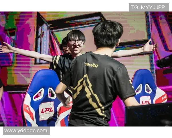 电竞新闻王者荣耀背后的故事RNG战队不屈不挠的奋斗历程与荣耀追求 电竞新闻王者荣耀背后的故事RNG战队不屈不挠的奋斗历程与荣耀追求